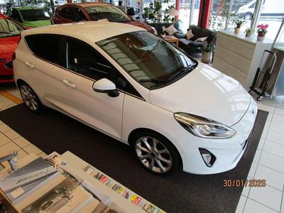 Weiß Gebraucht 2018 Ford Fiesta Titanium Limousine | 11.890 € (Fairer Preis)