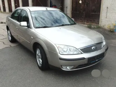 Gebraucht Ford Mondeo Ghia 125 PS (91 kW) 2005 Grau Limousine
