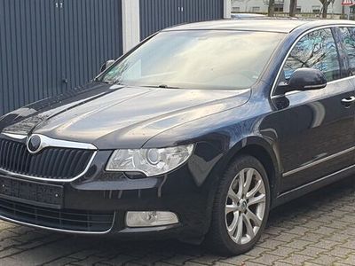 gebraucht Skoda Superb 1.8 TSI DSG 7 Elegance