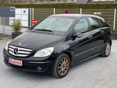 Mercedes B200