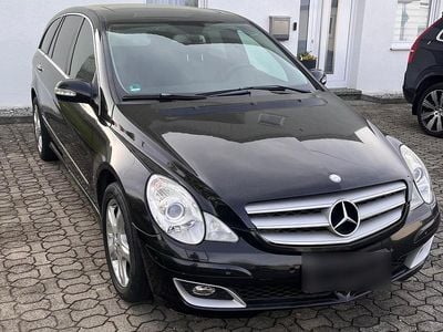 Gebraucht Mercedes R320 224 PS (164 kW) 2007 Schwarz Van / Kleinbus