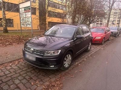 Gebraucht VW Tiguan Comfortline 150 PS (110 kW) 2020 Schwarz SUV