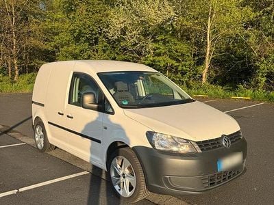 Begagnad VW Caddy 105 HK (77 kW) 2012 Vit Minibuss