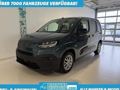 Nouă Fiat Doblò Tech 102 CP (75 kW) 2026 Albastru Monovolum
