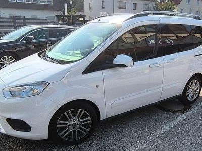Ford Tourneo Courier