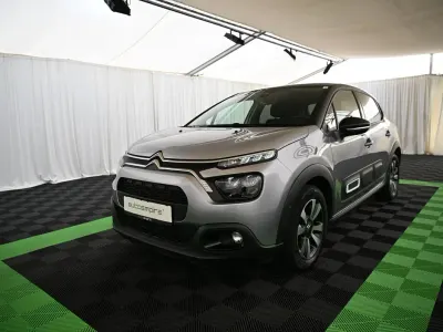 Usado Citroën C3 Shine 110 CV (80 kW) 2023 Gris Utilitario