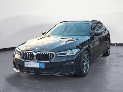 Gebraucht BMW 530 M Sport 286 PS (210 kW) 2022 Schwarz Kombi