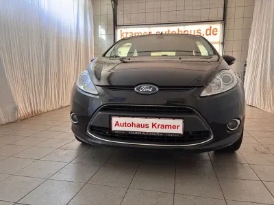 Gebraucht Ford Fiesta Titanium 82 PS (60 kW) 2009 Schwarz Kleinwagen