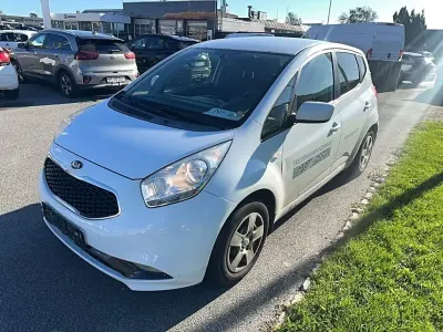 Gebraucht Kia Venga Platinum Edition 90 PS (66 kW) 2018 Weiß Kleinwagen