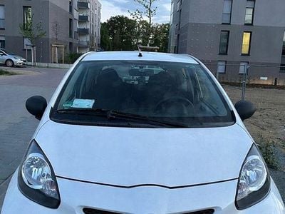 Usata Toyota Aygo 68 CV (50 kW) 2008 Bianco Utilitaria