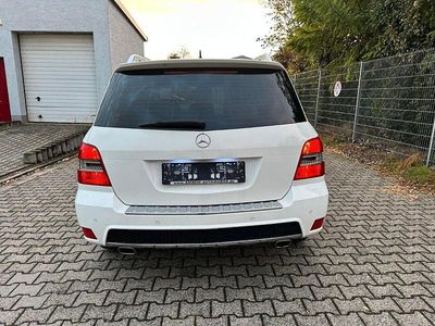 Gebraucht Mercedes GLK250 204 PS (150 kW) 2011 Weiß SUV