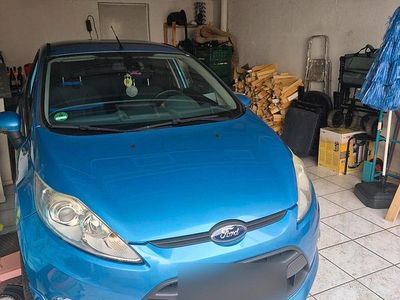 Gebraucht Ford Fiesta 98 PS (72 kW) 2008 Blau Kleinwagen