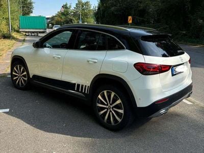 Mercedes GLA200