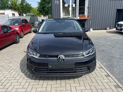 Gebraucht VW Polo Life 95 PS (69 kW) 2025 Schwarz Kleinwagen