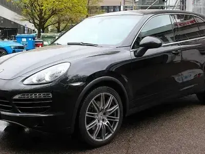 Usata Porsche Cayenne 299 CV (219 kW) 2010 Nero SUV
