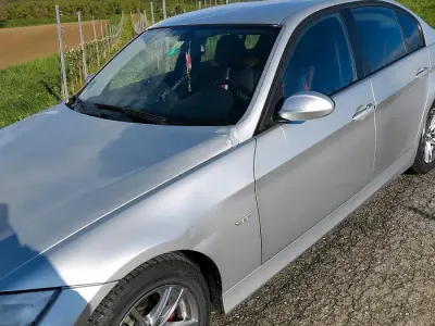 Gebraucht BMW 320 150 PS (110 kW) 2007 Silber Limousine
