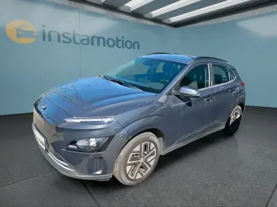 Gebraucht Hyundai Kona 100 kW (136 PS) 2022 Schwarz SUV