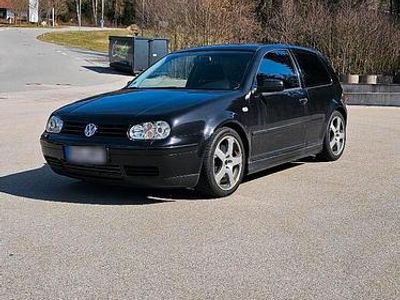 Gebraucht VW Golf Highline 170 PS (125 kW) 2002 Schwarz Coupé