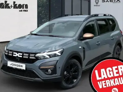 Gebraucht Dacia Jogger Extreme 110 PS (80 kW) 2025 Grau Van / Kleinbus