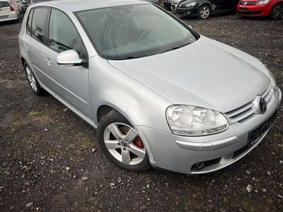 Silber Gebraucht 2008 VW Golf V United Limousine | 3.300 € (Fairer Preis)