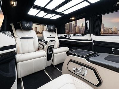 Nuova Mercedes V300 Business 237 CV (174 kW) 2026 Nero Monovolume