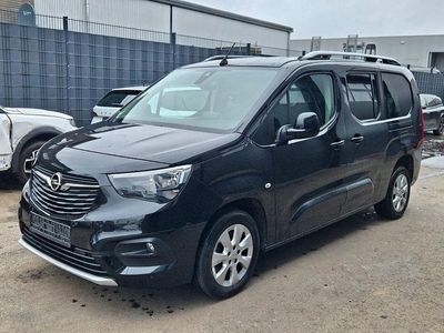 Schwarz Gebraucht 2020 Opel Combo Life Innovation Van / Kleinbus | 18.950 €