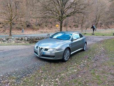 Gebraucht Alfa Romeo GT 160 PS (117 kW) 2004 Silber Coupé