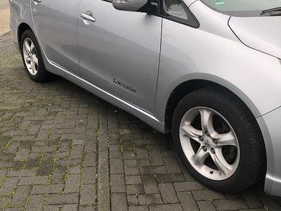 Mitsubishi Grandis