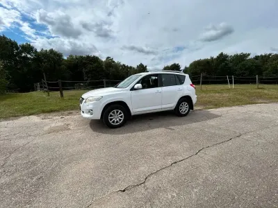 Gebraucht Toyota RAV4 150 PS (110 kW) 2013 Weiß SUV