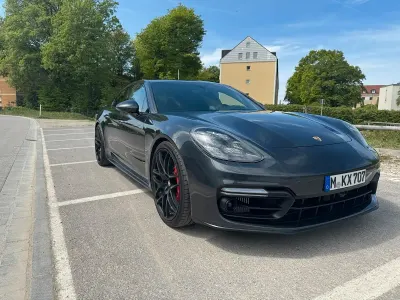 Gebraucht Porsche Panamera GTS Chrono 460 PS (338 kW) 2019 Grau Limousine