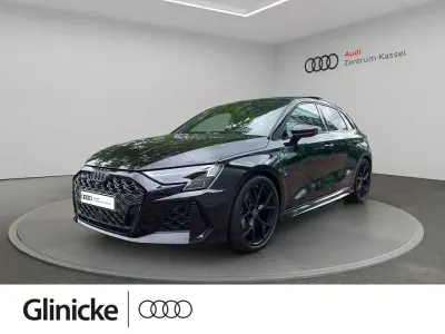 Neu Audi RS3 Sport 400 PS (294 kW) 2025 Mythosschwarz metallic Limousine