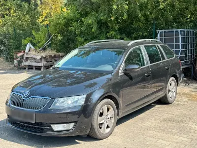 Gebraucht Skoda Octavia 105 PS (77 kW) 2015 Schwarz Kombi