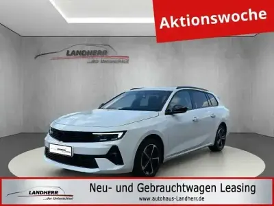 Używany Opel Astra 131 KM (96 kW) 2024 Biały Hatchback