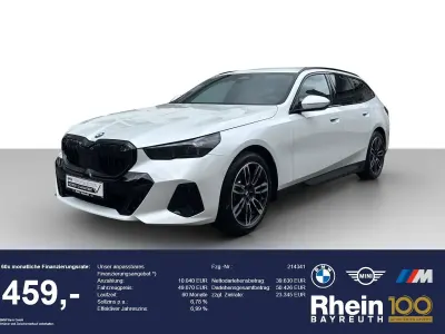 Gebraucht BMW 520 M Sport 197 PS (144 kW) 2025 Mineralweiß met. Kombi