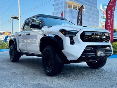 Neu Toyota Tacoma T1 326 PS (239 kW) 2025 Weiß Pickup