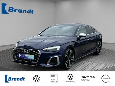 Gebraucht Audi S5 Sportback Ambiente 341 PS (250 kW) 2023 Navarrablau metallic (metallic) Kleinwagen
