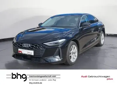 Używany Audi A5 Sport 204 KM (150 kW) 2025 Czarny Sedan/Limuzyna
