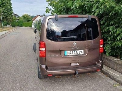 Peugeot Traveller