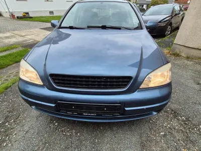 Używany Opel Astra 100 KM (73 kW) 1999 Sedan/Limuzyna