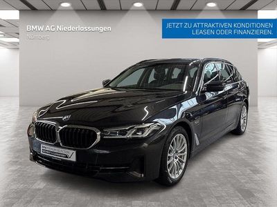 Gebraucht BMW 530e Sport Line 292 PS (214 kW) 2022 Grau Kombi