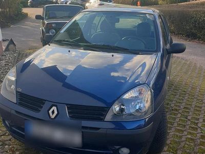 Gebraucht Renault Clio II 75 PS (55 kW) 2005 Blau Kleinwagen