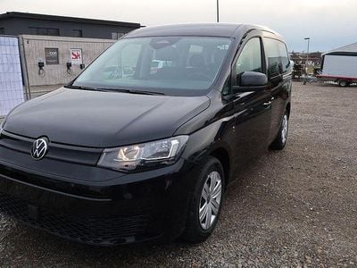 Neu VW Caddy Maxi Basis 122 PS (89 kW) 2026 Schwarz Van / Kleinbus