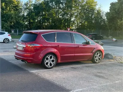 Gebraucht Ford S-MAX S 200 PS (147 kW) 2014 Rot Van / Kleinbus