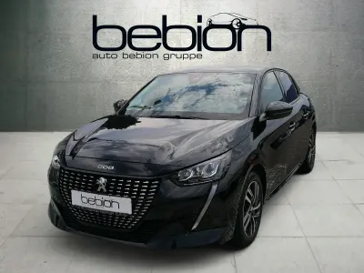 Gebraucht Peugeot 208 Allure 101 PS (74 kW) 2023 Schwarz Kleinwagen