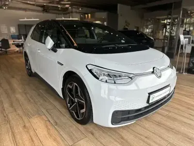 Gebraucht VW ID.3 Pure 162 kW (221 PS) 2022 Weiß Kleinwagen
