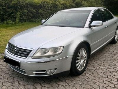 VW Phaeton