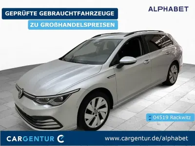 Gebraucht VW Golf VIII Style 150 PS (110 kW) 2021 Silber (metallic) Kombi
