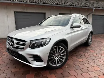 Gebraucht Mercedes GLC300 AMG line 245 PS (180 kW) 2018 Silber SUV