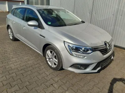 Gebraucht Renault Mégane GrandTour Business 116 PS (85 kW) 2020 Grau Kombi