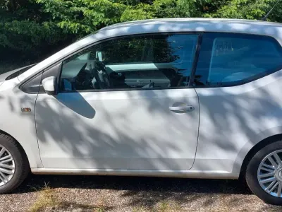 Gebraucht VW up! 60 PS (44 kW) 2016 Weiß Kleinwagen